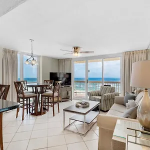 https://pelican-beach-resort-801-by-realjoy.hotels-destin.com